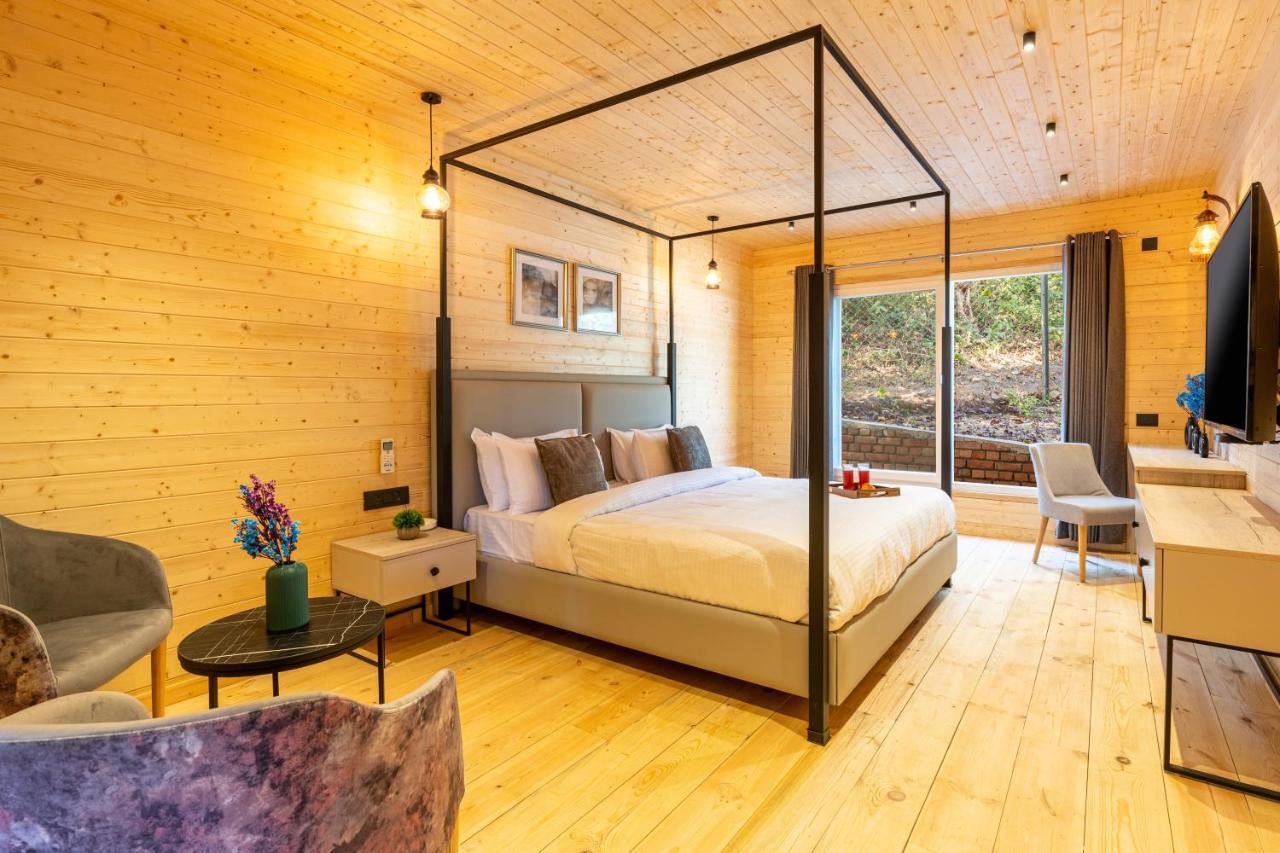 Saffronstays The Woods - Sal Villa Ντεχραντούν Εξωτερικό φωτογραφία
